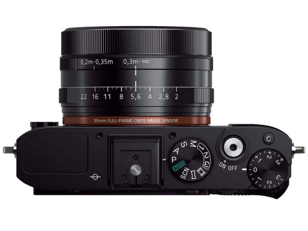 Sony-DSC-RX1R-1-full-frame-camera-03