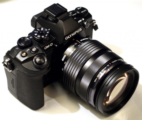 olympus-12-40mm-f2-8-pro-lens-on-e-m1