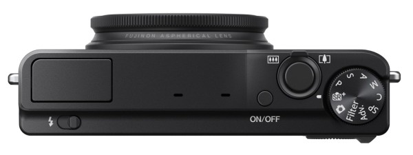 Fujifilm XQ1 camera_top