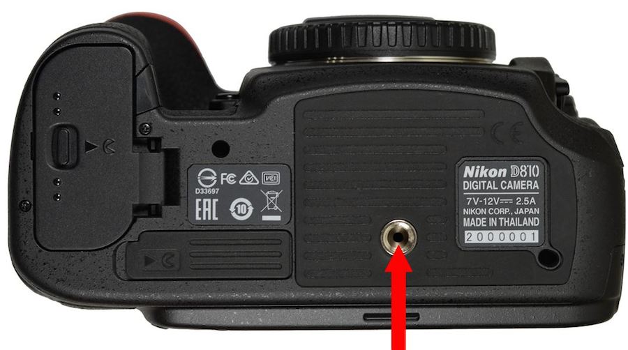Nikon-D810-service-advisory-for-thermal-issue-white-dots