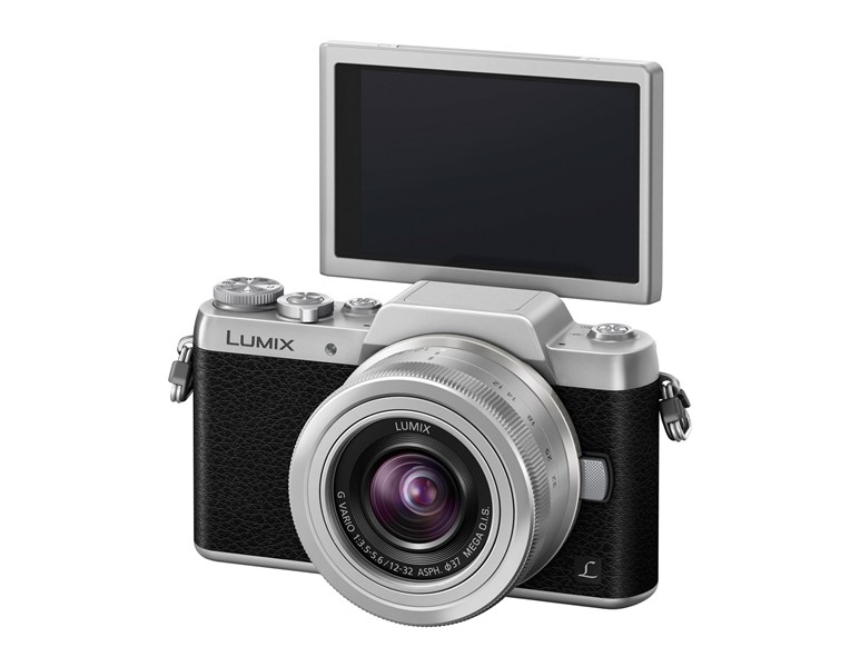 Panasonic Lumix GF7 Mirrorless Camera Officially Announced
