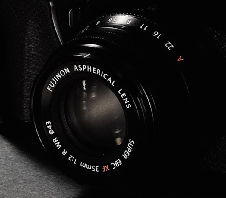 Fujifilm-XF-35mm-f2-R-WR-ASPH-lens