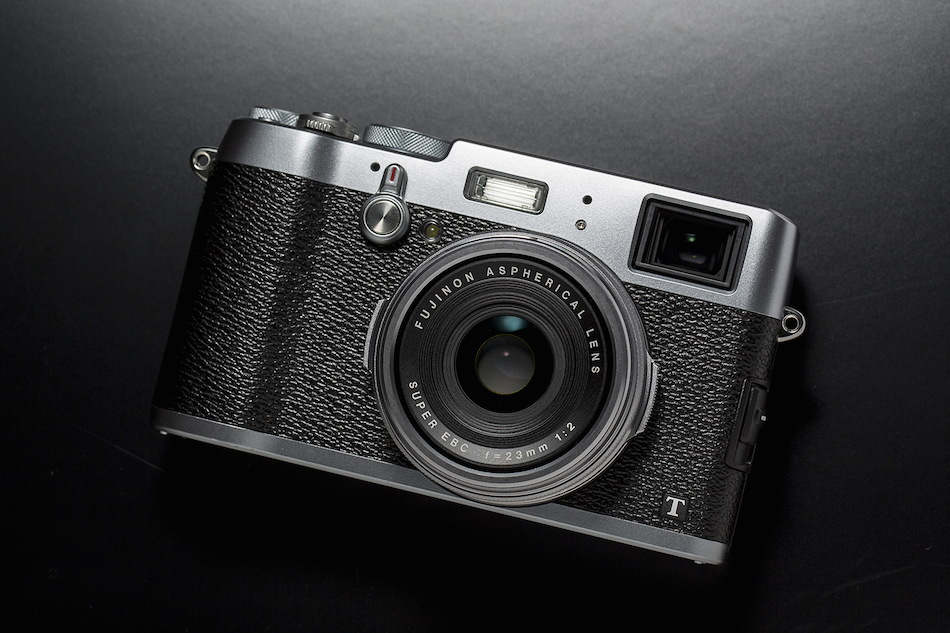 fujifilm-x100t-and-x30-wins-best-compact-system-camera-awards