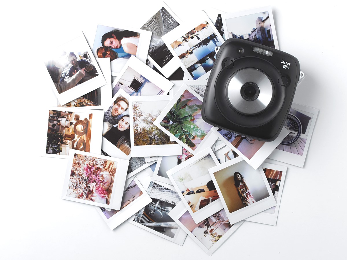 Fujifilm Instax Square SQ10 is the First Hybrid Instax Camera